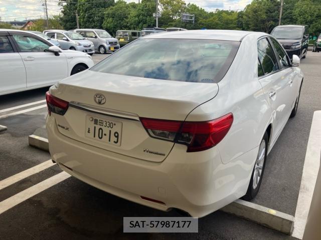 Toyota MARK X 2014-02 8873549-13