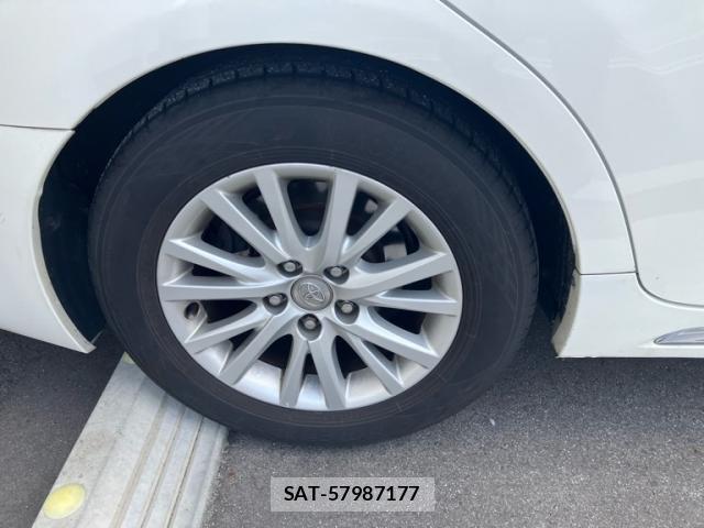 Toyota MARK X 2014-02 8873549-9