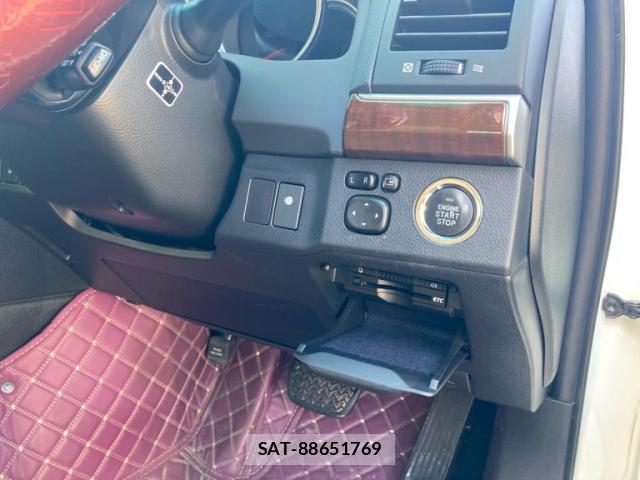 Toyota MARK X 2013-03 8873731-11