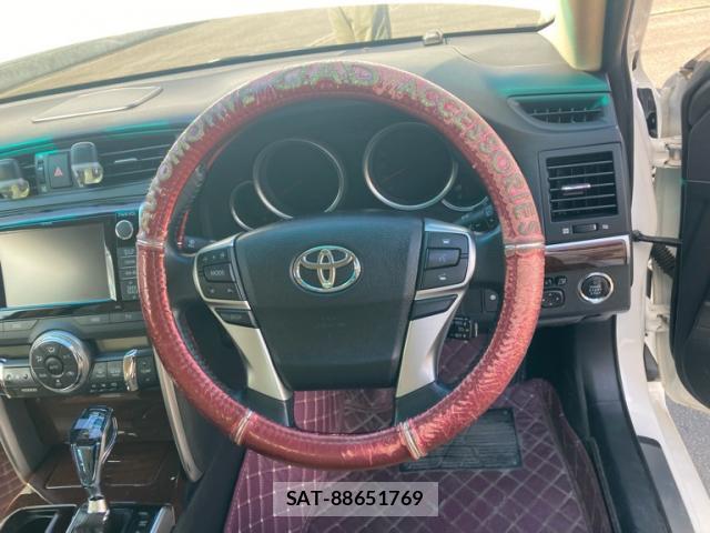 Toyota MARK X 2013-03 8873731-14