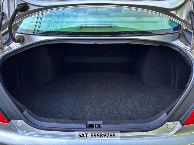 Toyota MARK X 2006-01 8873897-4
