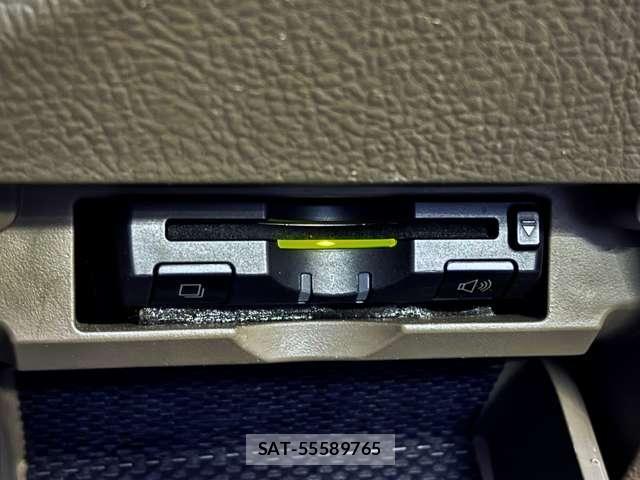 Toyota MARK X 2006-01 8873897-7