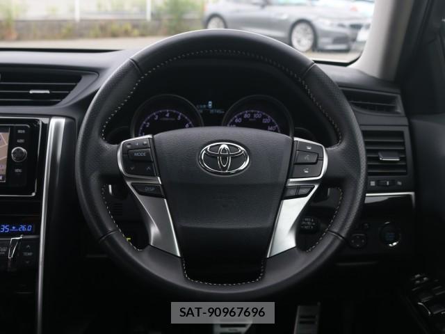 Toyota MARK X 2018-05 8875048-17