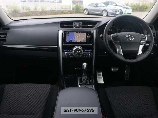 Toyota MARK X 2018-05 8875048-2