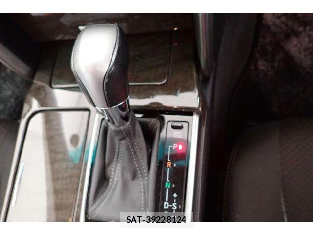 Toyota MARK X 2013-09 8875506-17