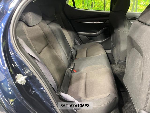 Mazda MAZDA3 2021-09 8873667-7