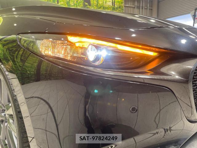 Mazda MAZDA3 2021-03 8873685-11
