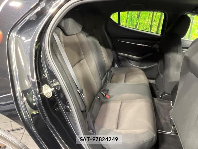 Mazda MAZDA3 2021-03 8873685-8