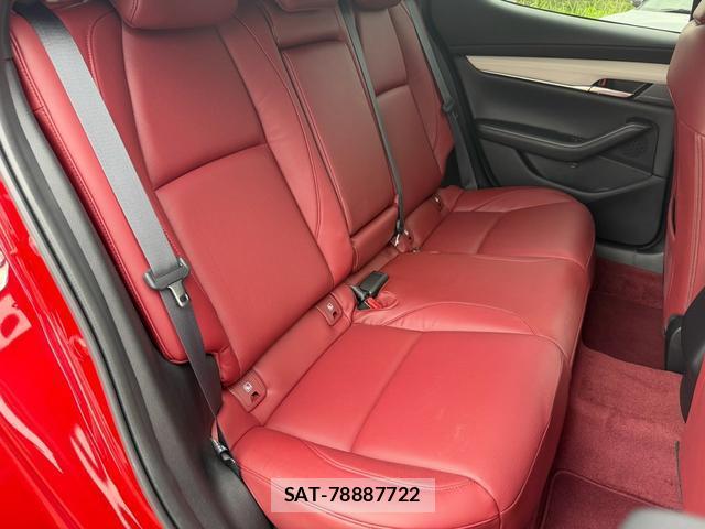 Mazda MAZDA3 2021-05 8875391-4