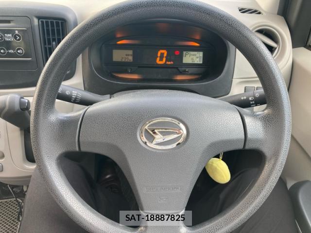 Daihatsu MIRA 2013-12 8873415-16