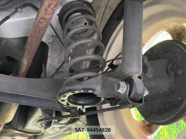 Daihatsu MIRA 2013-07 8873937-18