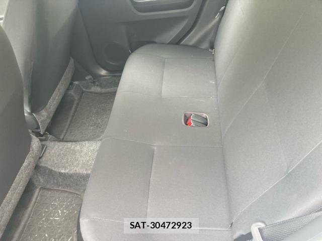 Daihatsu MIRA 2019-10 8874988-9