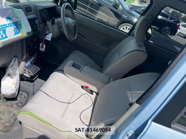 Daihatsu MOVE CONTE 2013-11 8873105-4