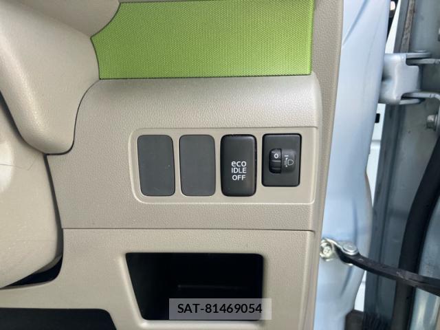 Daihatsu MOVE CONTE 2013-11 8873105-8