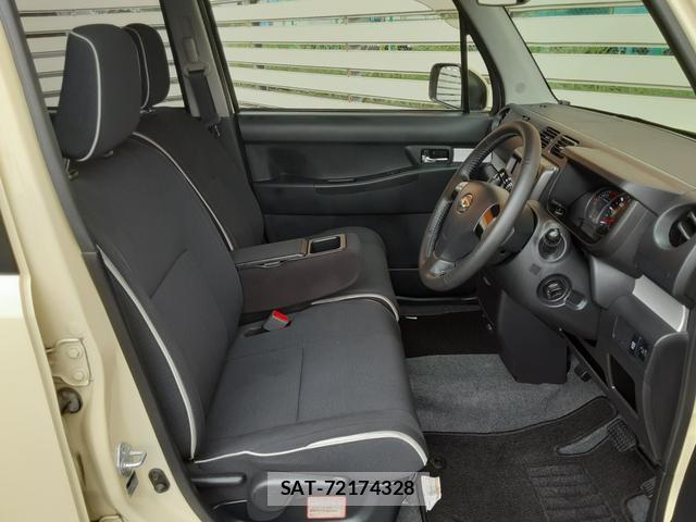 Daihatsu MOVE CONTE 2015-01 8874094-16