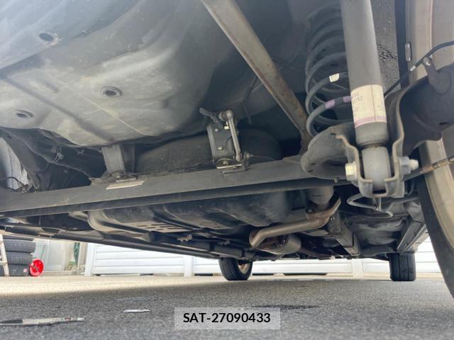 Daihatsu MOVE CONTE 2013-09 8874119-17