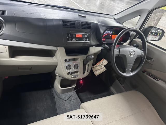Daihatsu MOVE 2014-04 8875562-9