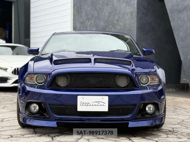 Ford MUSTANG 2015-10 8872712-1