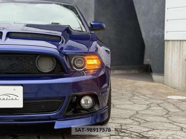 Ford MUSTANG 2015-10 8872712-10