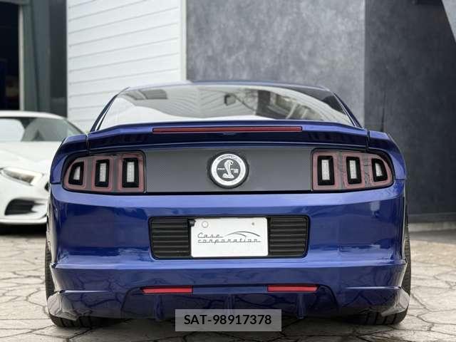 Ford MUSTANG 2015-10 8872712-2