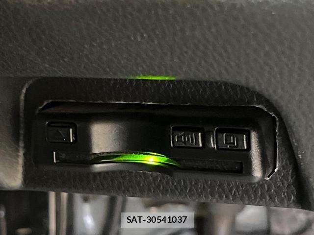 Honda N-VAN 2020-10 8873778-6