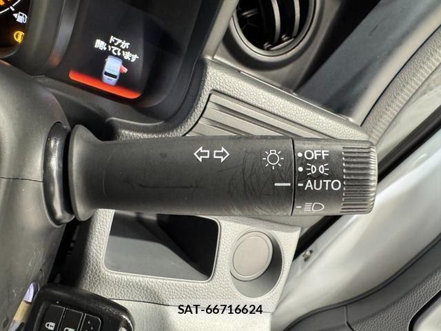 Honda N-VAN 2023-02 8873756-15