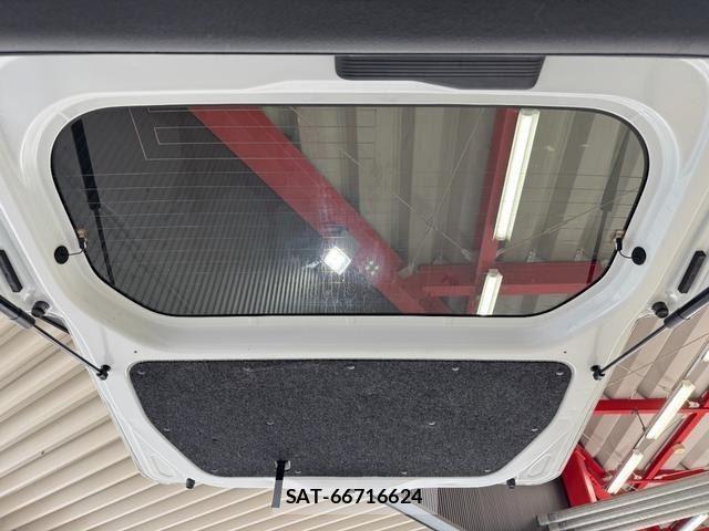 Honda N-VAN 2023-02 8873756-7