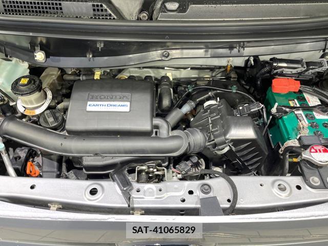 Honda N-VAN 2019-09 8873960-17