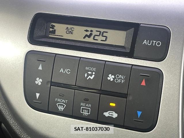Honda N-WGN 2017-06 8875054-6