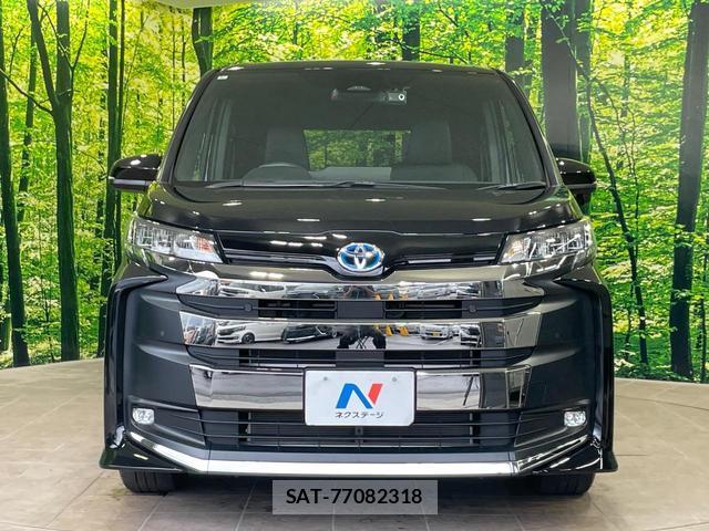 Toyota NOAH 2023-08 8872844-14