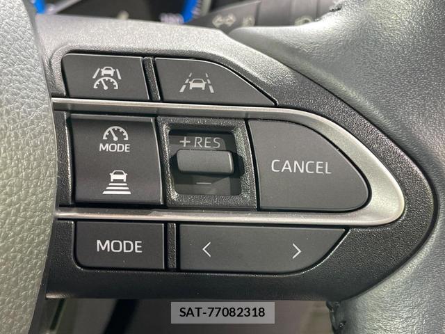 Toyota NOAH 2023-08 8872844-5