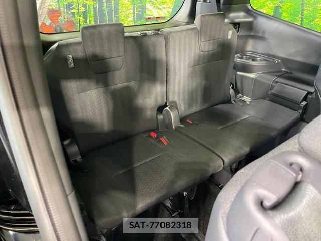 Toyota NOAH 2023-08 8872844-9