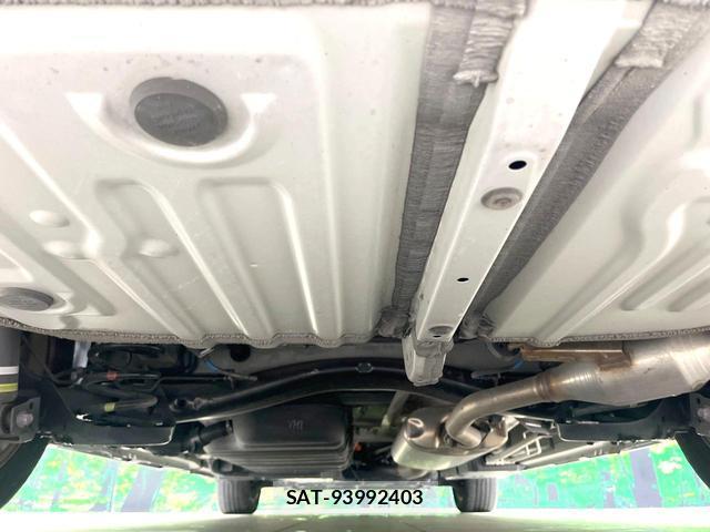 Toyota NOAH 2023-10 8873108-19