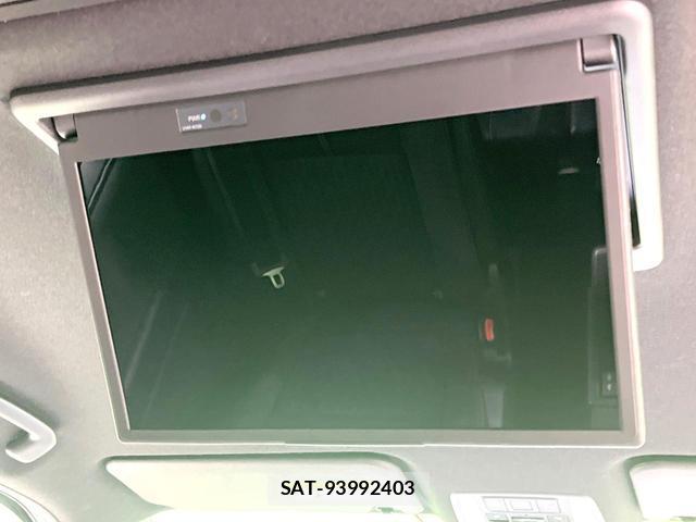 Toyota NOAH 2023-10 8873108-2