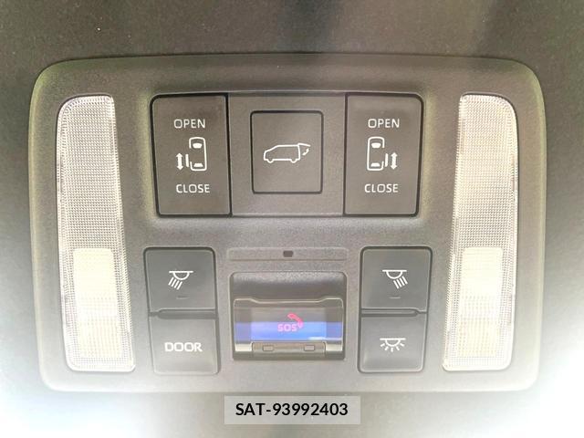 Toyota NOAH 2023-10 8873108-6