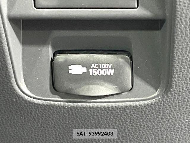 Toyota NOAH 2023-10 8873108-7