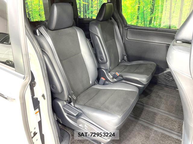 Toyota NOAH 2019-03 8873111-10