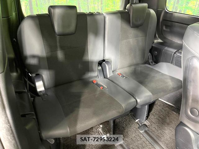 Toyota NOAH 2019-03 8873111-11