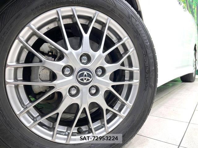 Toyota NOAH 2019-03 8873111-15