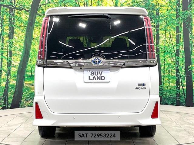 Toyota NOAH 2019-03 8873111-17