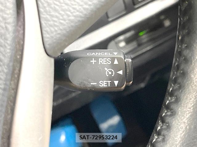 Toyota NOAH 2019-03 8873111-7