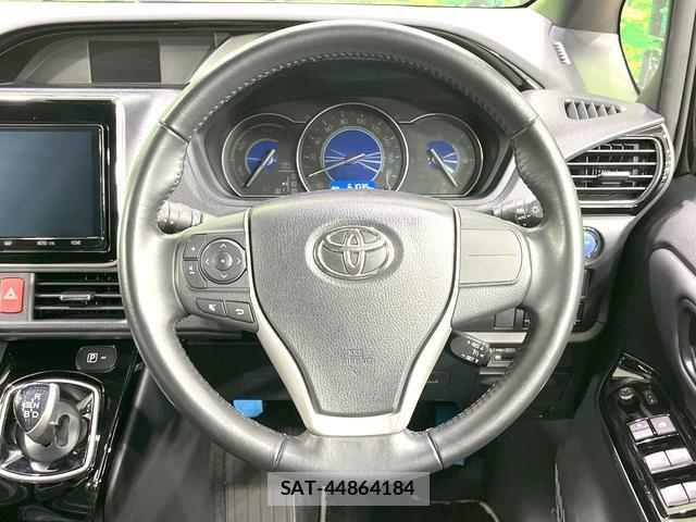 Toyota NOAH 2019-08 8873112-12