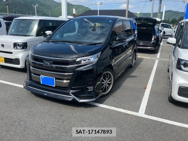 Toyota NOAH 2019-06 8873328-0