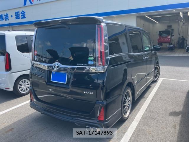 Toyota NOAH 2019-06 8873328-2