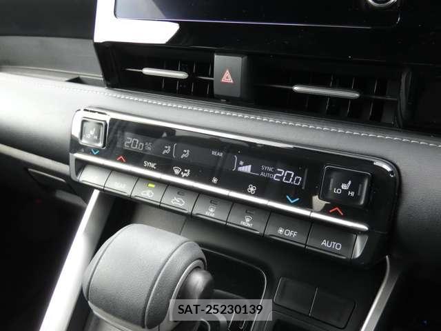 Toyota NOAH 2022-05 8873523-11