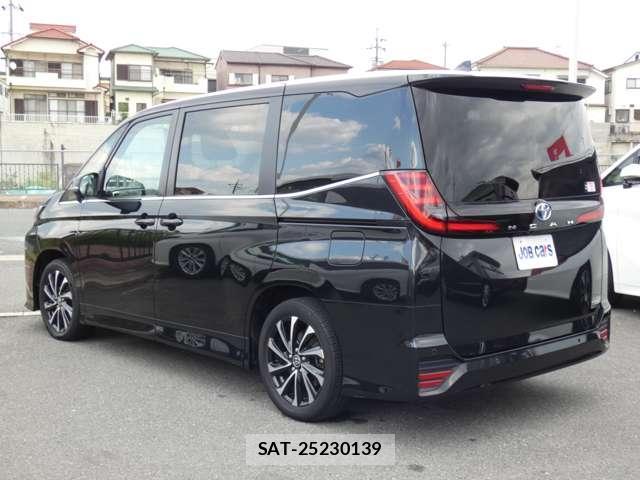 Toyota NOAH 2022-05 8873523-5