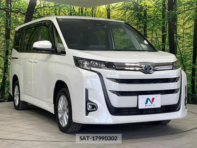 Toyota NOAH 2023-01 8873681-16