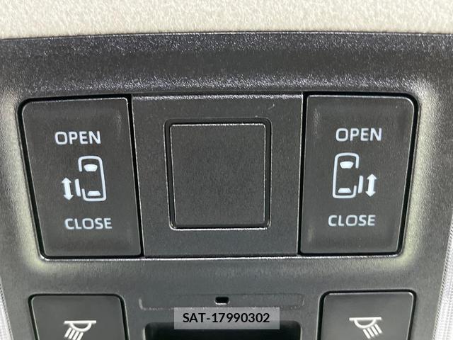 Toyota NOAH 2023-01 8873681-2