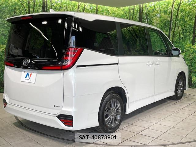 Toyota NOAH 2026-04 8873700-17
