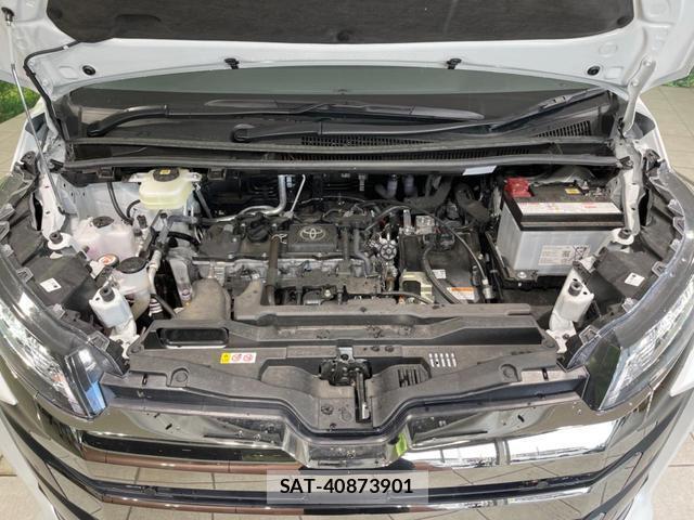 Toyota NOAH 2026-04 8873700-18